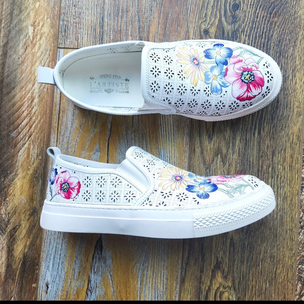L'Artiste by Spring Step Reallover Floral Laser-Cut Comfort Shoe White Leather